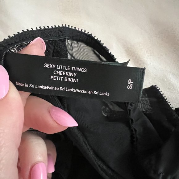 Victoria's Secret Sexy Little Things black Bow Cheekini panties size small nwot - Picture 5 of 8